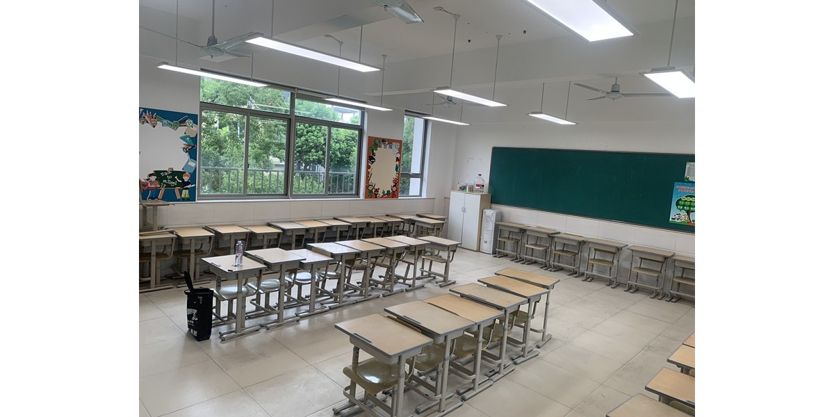案例｜上海七寶明強(qiáng)小學(xué)(西校區(qū))打造教室優(yōu)質(zhì)照明光環(huán)境，迎接開(kāi)學(xué)季